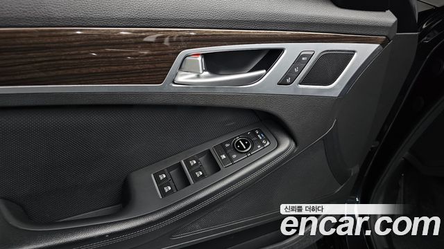Genesis G80 2.2D Premium Luxury 2018 — фото 34