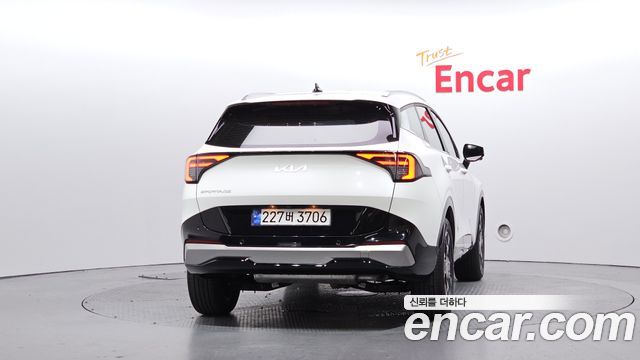 Kia Sportage (V) Gasoline 1.6 Turbo 2WD Signature 2025 — фото 4