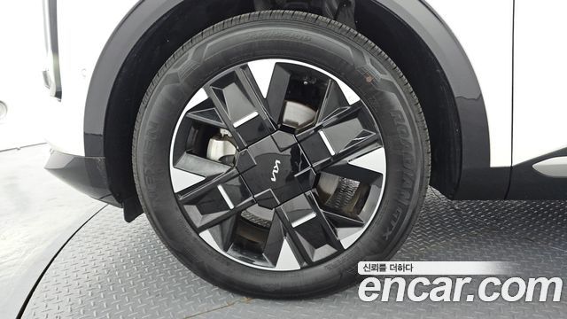Kia Sportage (V) Gasoline 1.6 Turbo 2WD Signature 2025 — фото 5
