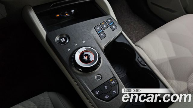Kia Sportage (V) Gasoline 1.6 Turbo 2WD Signature 2025 — фото 9
