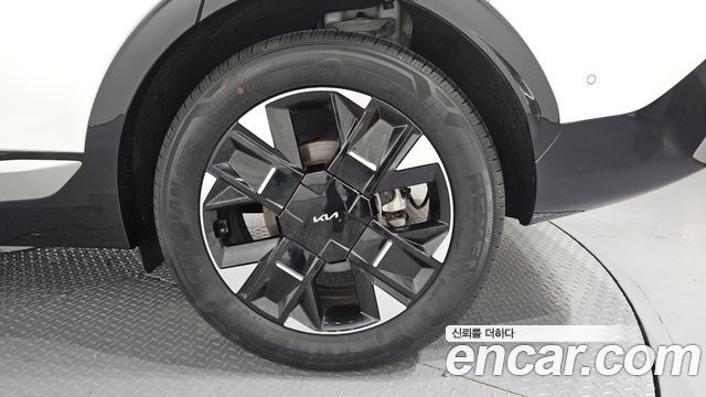 Kia Sportage (V) Gasoline 1.6 Turbo 2WD Signature 2025 — фото 21