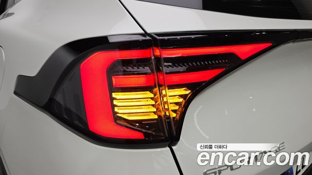 Kia Sportage (V) Gasoline 1.6 Turbo 2WD Signature 2025 — фото 23