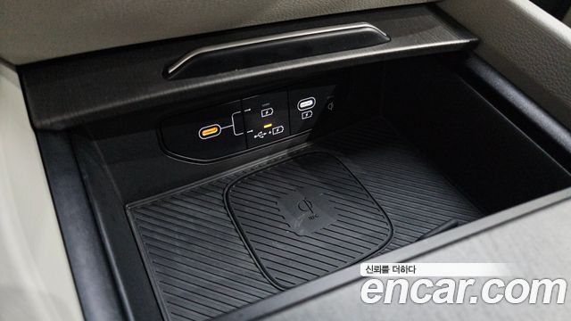 Kia Sportage (V) Gasoline 1.6 Turbo 2WD Signature 2025 — фото 30