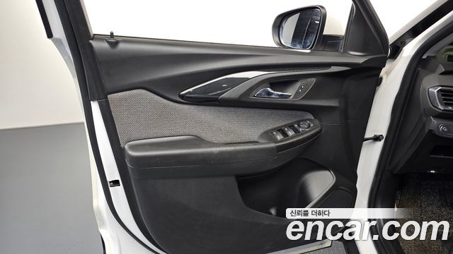 Chevrolet Trailblazer 1.3 Turbo 2WD LT 2022 — фото 24