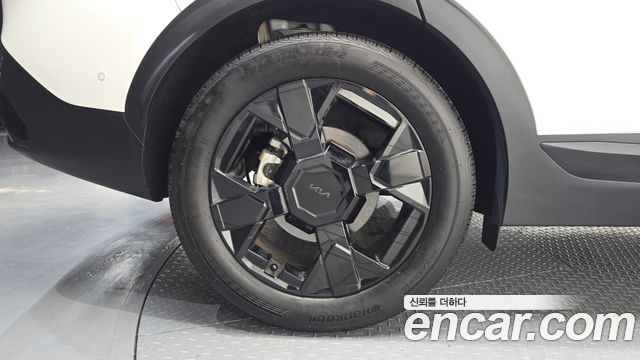 Kia Sportage (V) Gasoline 1.6 Turbo 2WD Signature X Line 2025 — фото 5