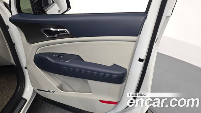 Kia Sportage (V) Gasoline 1.6 Turbo 2WD Signature X Line 2025 — фото 30