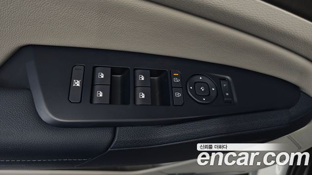 Kia Sportage (V) Gasoline 1.6 Turbo 2WD Signature X Line 2025 — фото 33