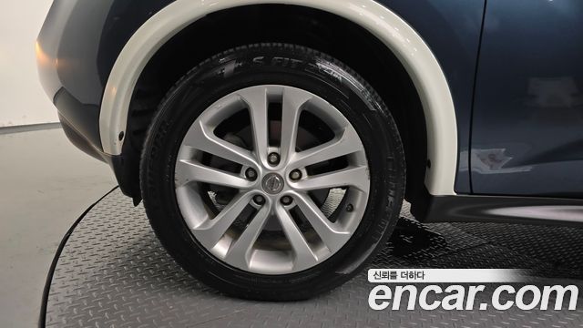 Nissan Juke 1.6 SV F15 2014 — фото 5