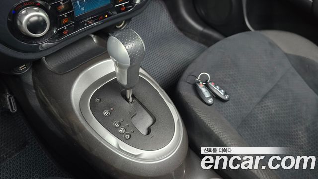 Nissan Juke 1.6 SV F15 2014 — фото 9