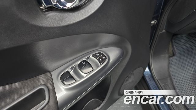 Nissan Juke 1.6 SV F15 2014 — фото 15