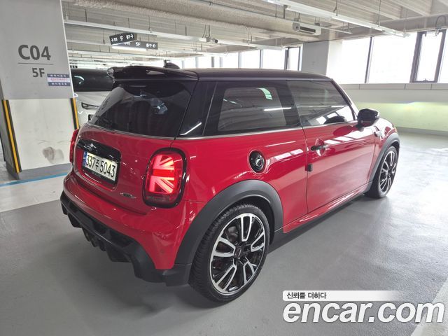 MINI Cooper S JCW 3rd Generation 2023 — фото 6