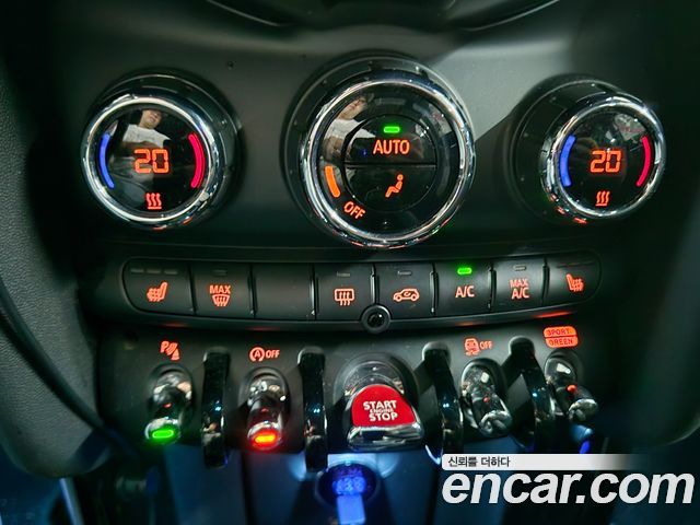 MINI Cooper S JCW 3rd Generation 2023 — фото 19