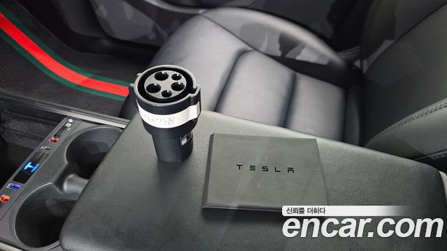 Tesla Model Y Long Range AWD 2022 — фото 17
