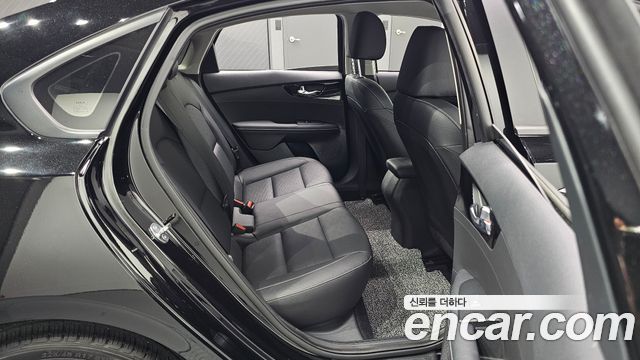 Kia K3 (II) 1.6 Prestige 2024 — фото 11
