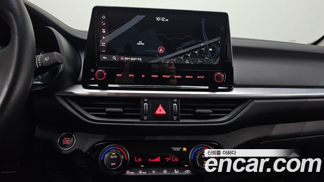 Kia K3 (II) 1.6 Prestige 2024 — фото 13