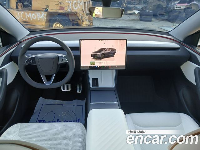 Tesla Model Y Long Range AWD 2025 — фото 6