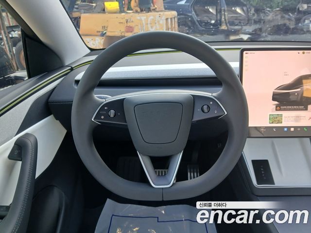Tesla Model Y Long Range AWD 2025 — фото 10