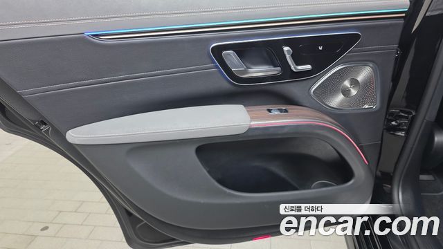 Mercedes-Benz EQS SUV (X296) EQS580 4MATIC 2023 — фото 31