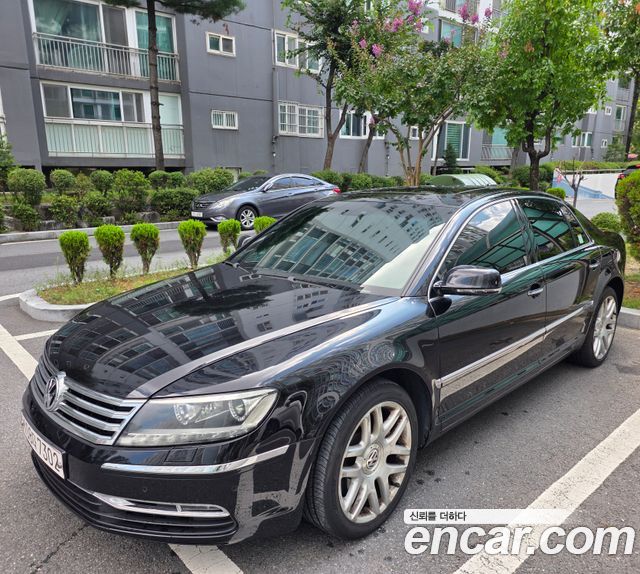 Volkswagen Phaeton V8 4.2 NWB VW611