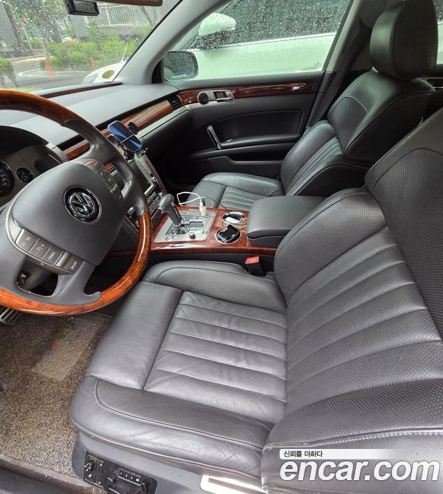 Volkswagen Phaeton V8 4.2 NWB VW611 2011 — фото 7