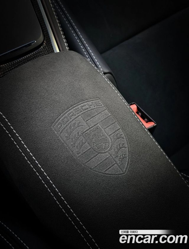 Porsche 718 Cayman 4.0 GT4 2023 — фото 21