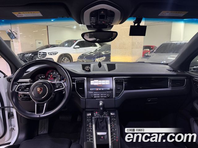 Porsche Macan 3.0 S 95B 2017 — фото 9