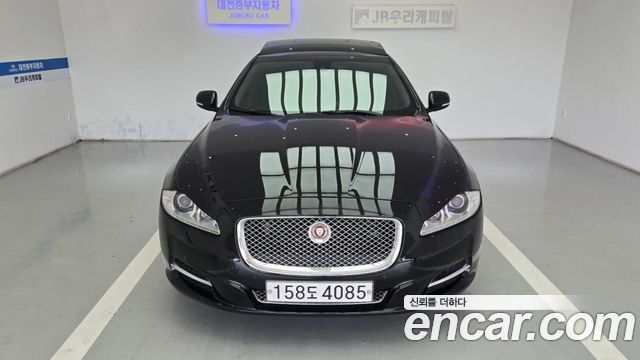 Jaguar XJ 2.0 Luxury SWB X351 2015 — фото 8