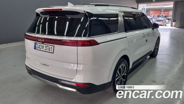 Kia Carnival (IV) Gasoline 9-Seater Signature 2023 — фото 2
