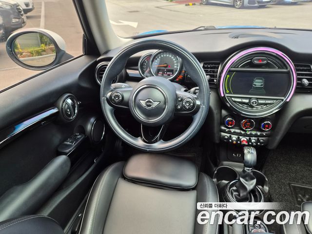 MINI Cooper D HIGH 3rd 2015 — фото 15