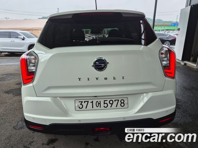 KG Mobility (SsangYong) Very New Tivoli Gasoline 1.5 2WD V3 2022 — фото 5