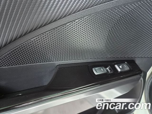 KG Mobility (SsangYong) Very New Tivoli Gasoline 1.5 2WD V3 2022 — фото 18