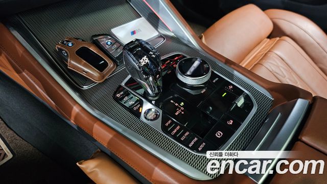 BMW X6 (G06) xDrive40i M Sport 2022 — фото 9