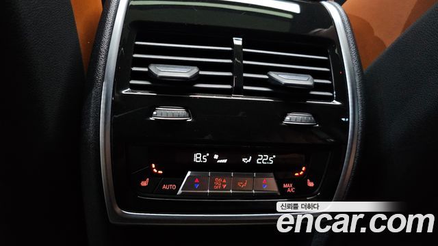 BMW X6 (G06) xDrive40i M Sport 2022 — фото 19