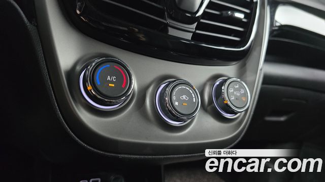 Chevrolet Spark Premier 2021 — фото 17
