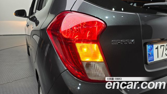 Chevrolet Spark Premier 2021 — фото 23