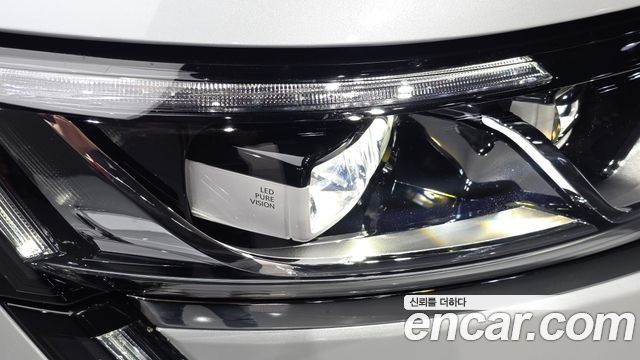 Renault Korea QM6 2.0 LPe RE Signature 2WD 2020 — фото 40