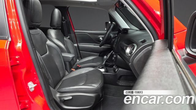Jeep Renegade 2.4 Limited 2021 — фото 11