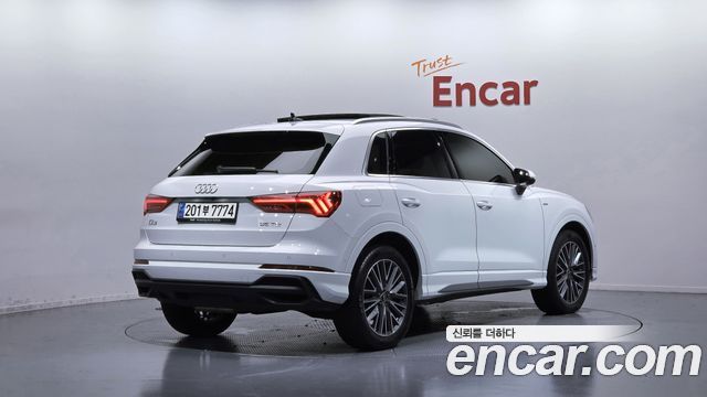 Audi Q3 (F3) 35 TDI Premium 2023 — фото 2