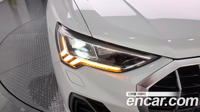 Audi Q3 (F3) 35 TDI Premium 2023 — фото 28