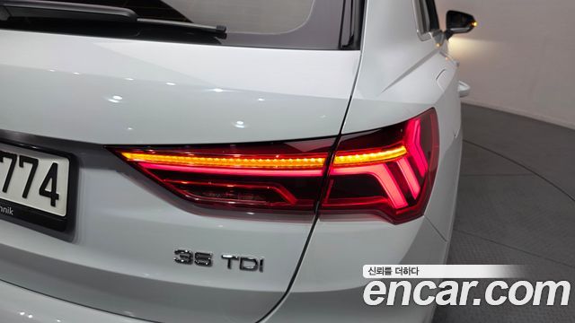 Audi Q3 (F3) 35 TDI Premium 2023 — фото 29