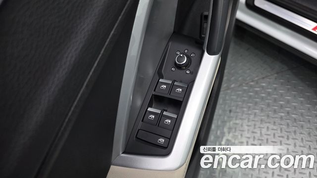 Audi Q3 (F3) 35 TDI Premium 2023 — фото 34