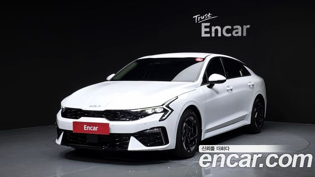 Kia K5 (III) 2.0 Noblesse 2024 — фото 1
