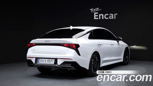 Kia K5 (III) 2.0 Noblesse 2024 — фото 2