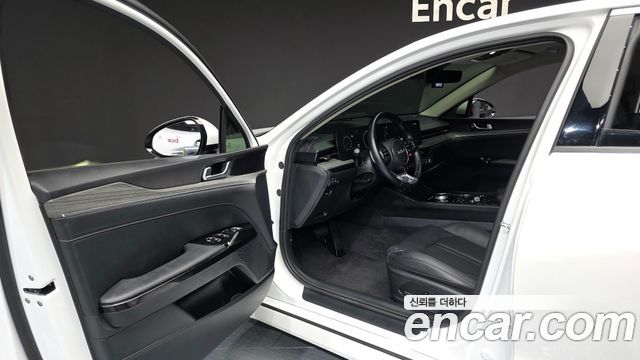 Kia K5 (III) 2.0 Noblesse 2024 — фото 10