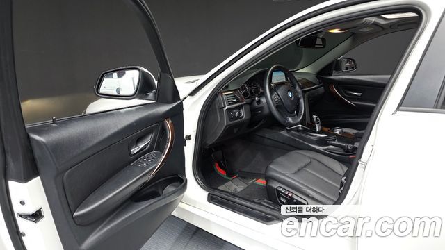 BMW 3 Series (F30) 320i 2014 — фото 10