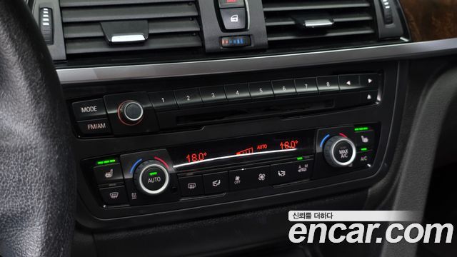 BMW 3 Series (F30) 320i 2014 — фото 19