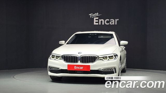 BMW 5 Series (G30) 520d Luxury Special Edition 2018 — фото 3