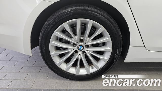 BMW 5 Series (G30) 520d Luxury Special Edition 2018 — фото 5