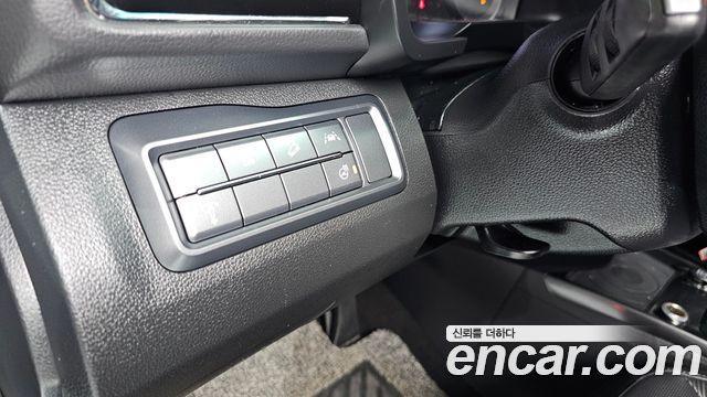 KG Mobility (SsangYong) Very New Tivoli Gasoline 1.5 2WD V3 2021 — фото 28