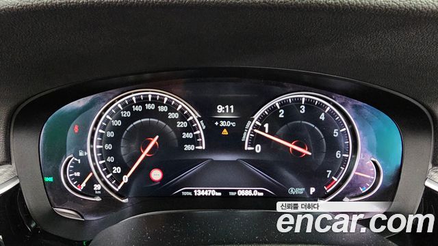 BMW 5 Series (G30) 530i xDrive M Sport Package 2018 — фото 8